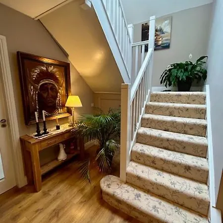 The Lodge, Monkstown 3* Monkstown (Cork)